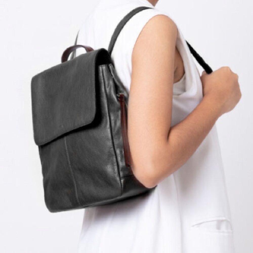 Fossil Claire leather backpack/purse